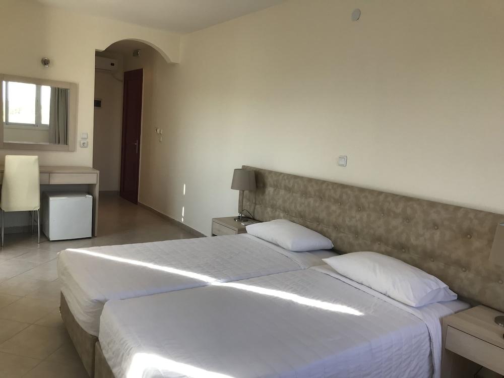 Ai Helis Resort Svoronata Exteriér fotografie